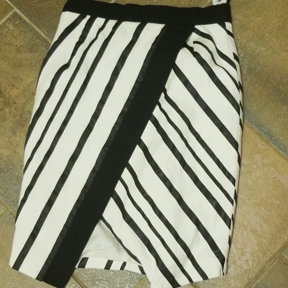H&M Dresses & Skirts - H&M faux wrap skirt